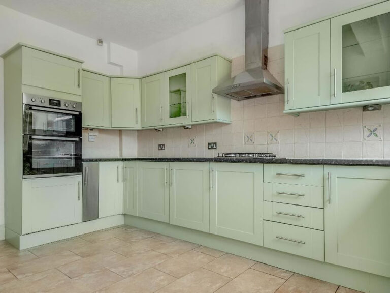 Get Your Dream Budget-Friendly Kitchen With Galerie Interiors 4